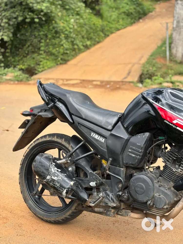 Yamaha FZ 2013
