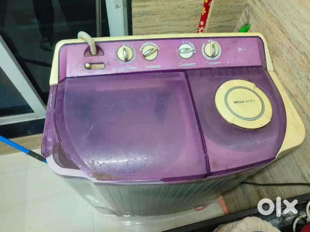 LG WASHING MACHINE 7.5 KG