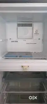Haier fridge double Dor 300 liter
