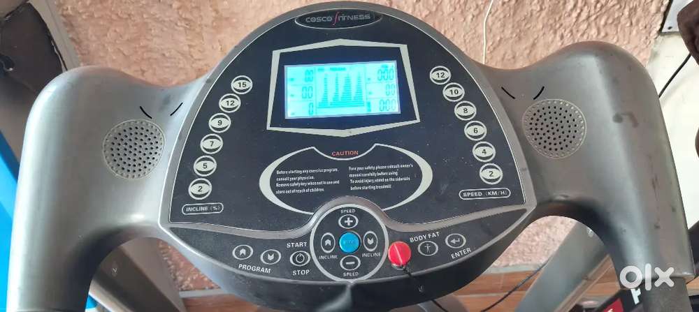 Cosco  Motorised Treadmill with Auto Incline feature
