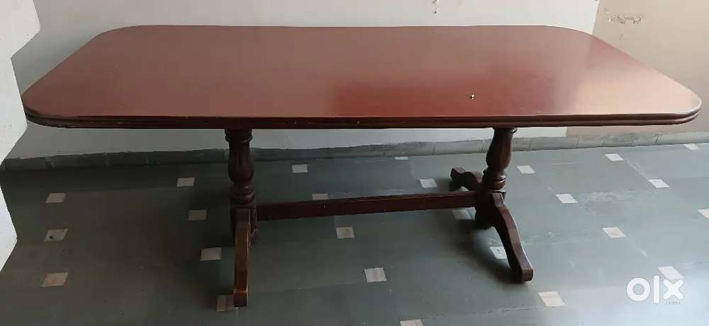 Dinning table
