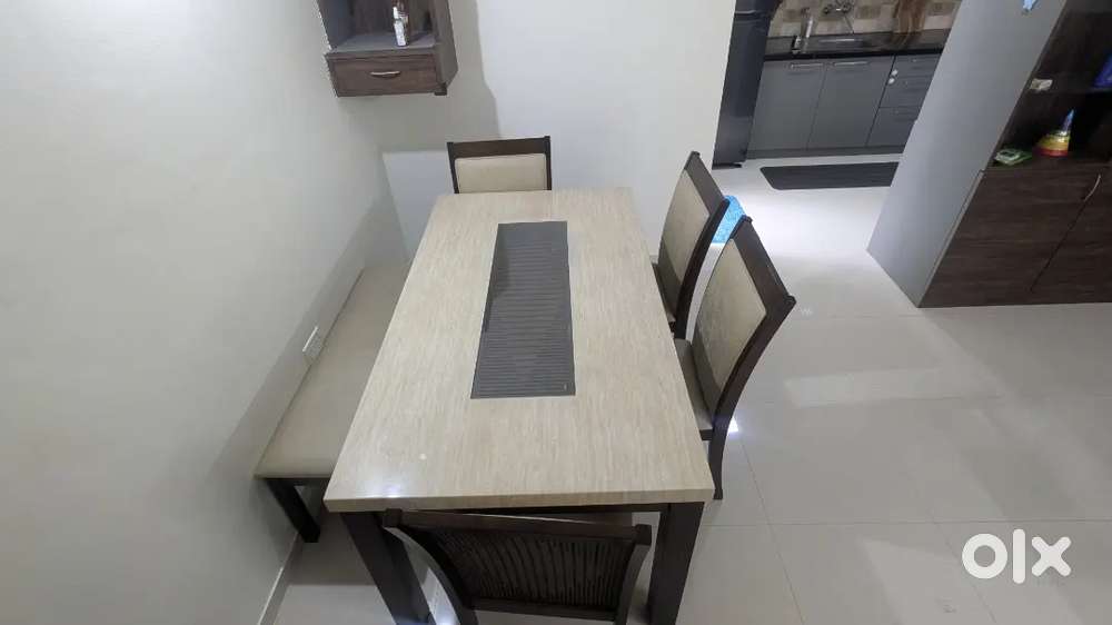 6-Seater Dining Table Set – Marble Top, Good Condition