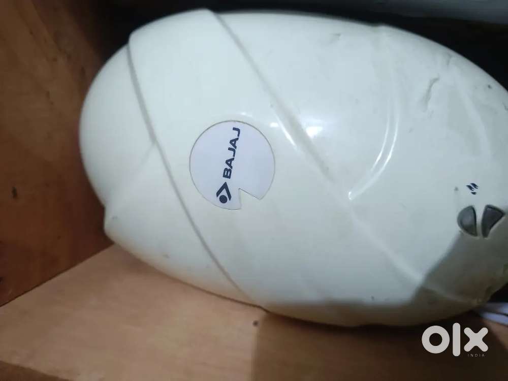 3 L Instant Water Geyser Bajaj Lvora White