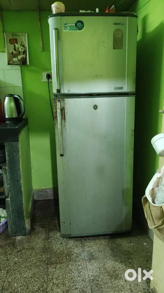 Double door fridge
