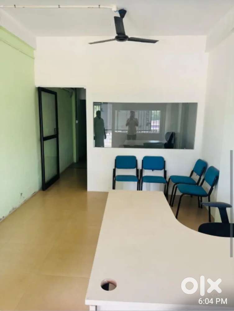 Furnished shop for rent