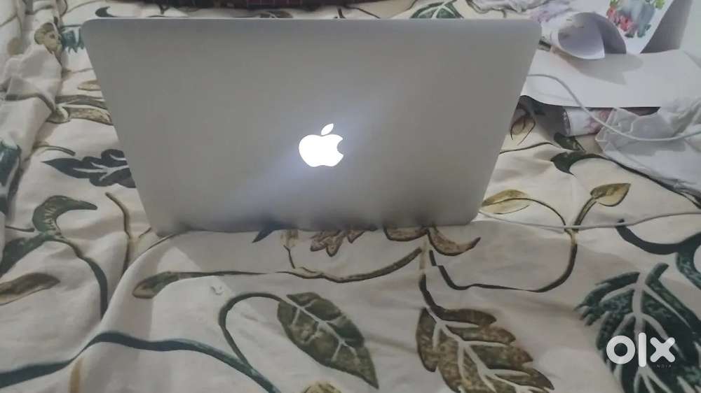 2017 MACBOOK AIR GENERATION I5