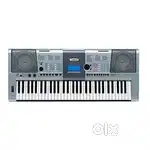 Portable Keyboard Yamaha PSRI425 with adapter, stand and cover