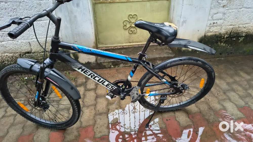 2023 model in show room condition