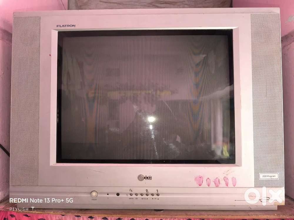 LG Flatron 24 inch TV – Good Condition, Remote Missing