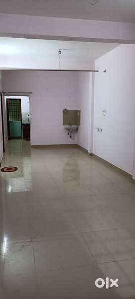 Spacious 3 BHK Flat For Rent in PERAMBUR