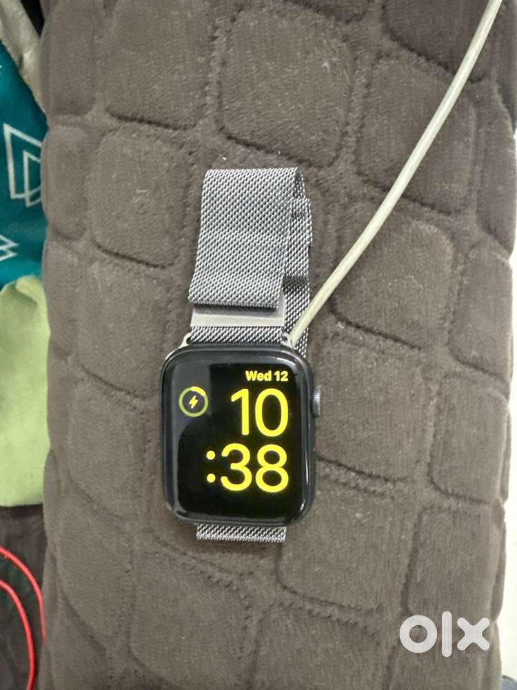 I watch series 6 wifi and cellular model