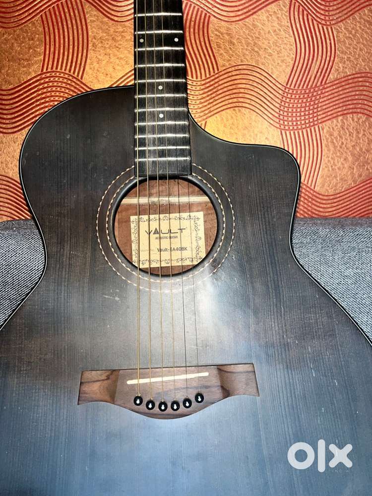 Vault Acoustic Guitar
