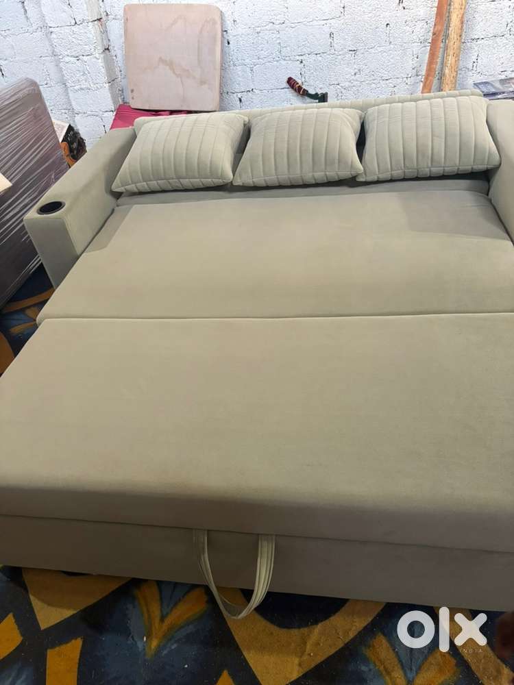 3 sitting sofa cum 5/6 bed