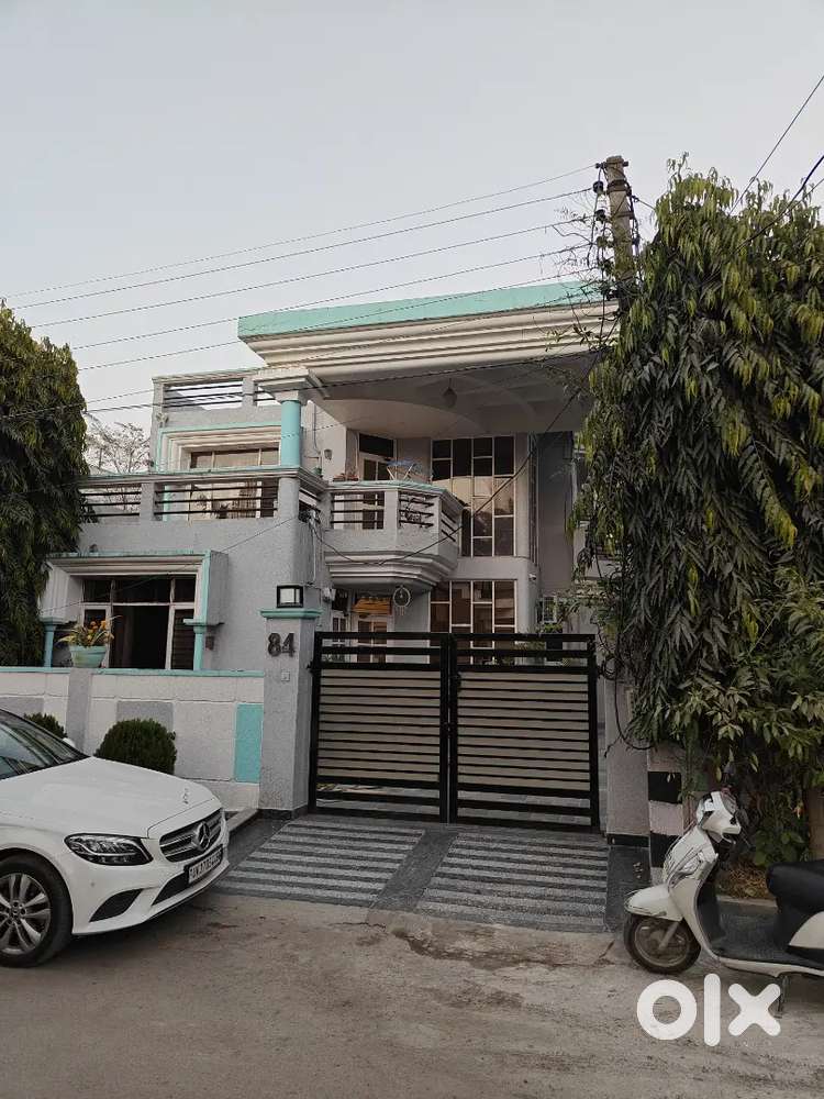 House help required (Ghar ke liye cook/maintenance staff ki jarurat)