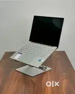 Hp laptop Yes available