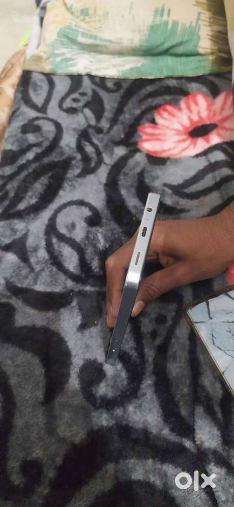 Samsung a06 5g 4 64gb