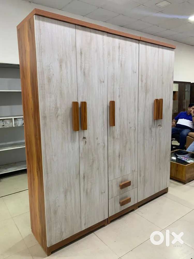 Spacious 5 Door Wardrobe with Free Home Delivery
