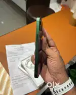 Selling my 6 month old iphone 13 need urgent money