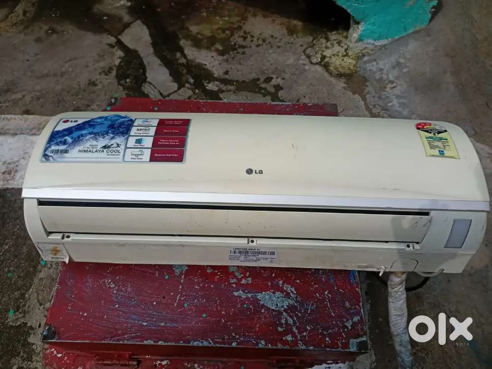 LG indoor (samsung outdoor) 1.5 ton split AC
