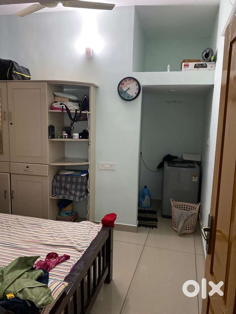 3rd floor for rent with 3bedroom near Vssc Road, Pulimood jn.
