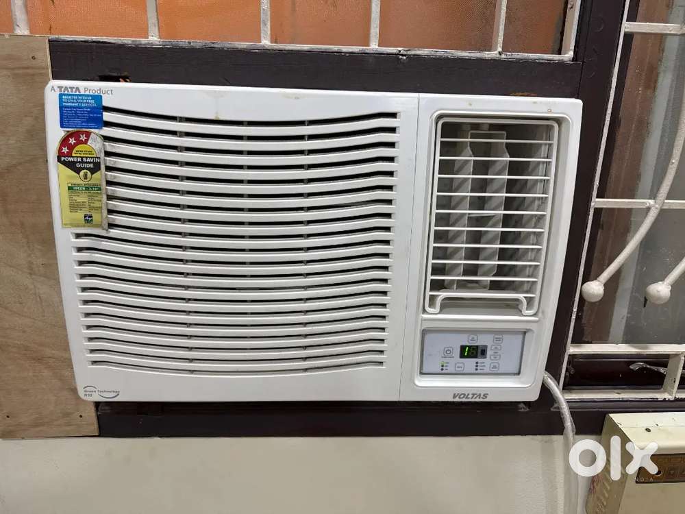 Voltas window AC 1 Ton Mint condition