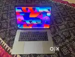 Macbook pro Touchbar i7 2.7ghz 16gbram 512gbssd 2gb AMD RADEON grapix