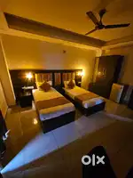 PG Near American Express, Rapid Matro, Cyber City, Golf Course Road