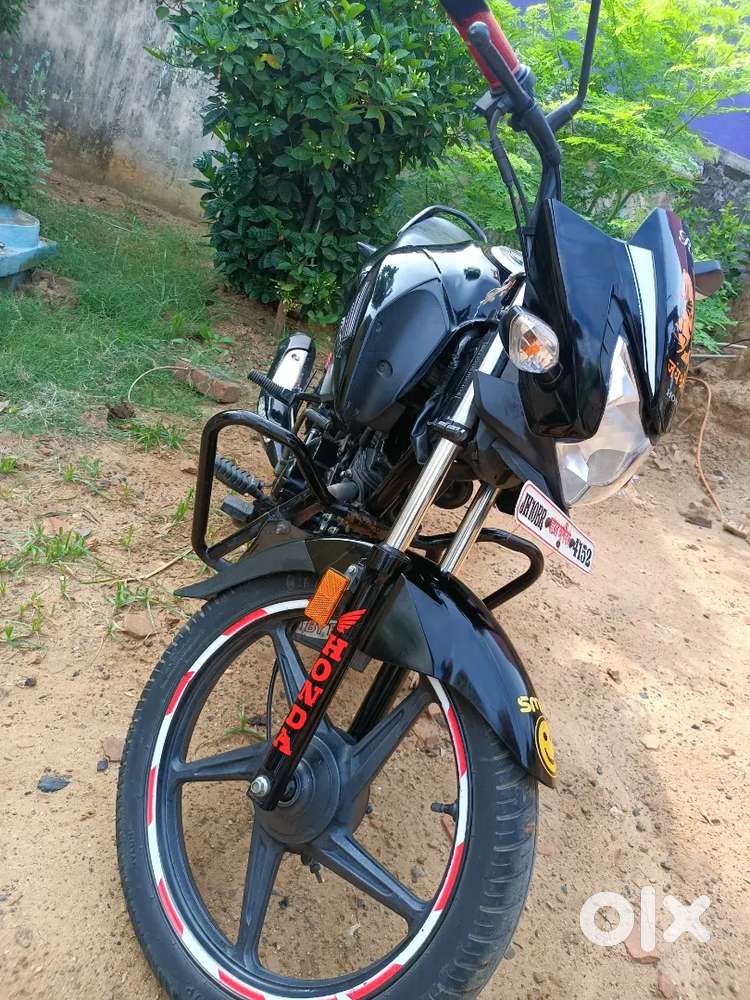 Honda Livo 110 Good Condition New look 6 yrs old Running 30000