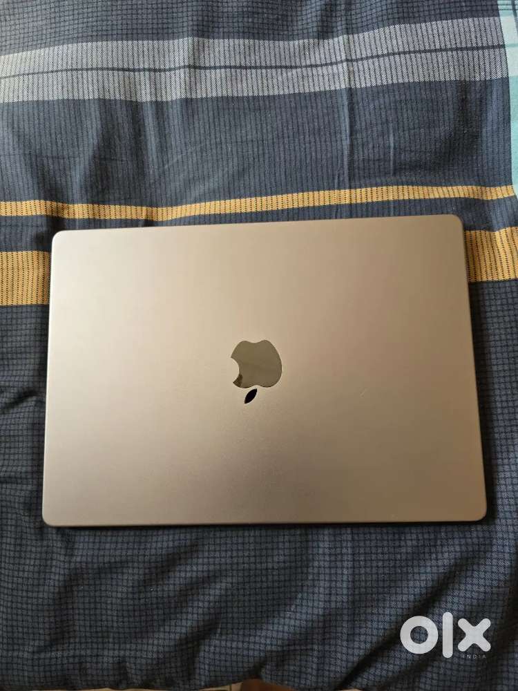 MacBook Pro (M1 2021)