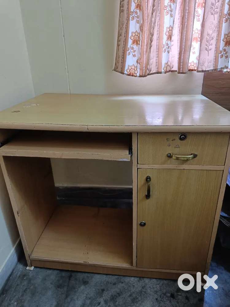 Computer Table and Chair