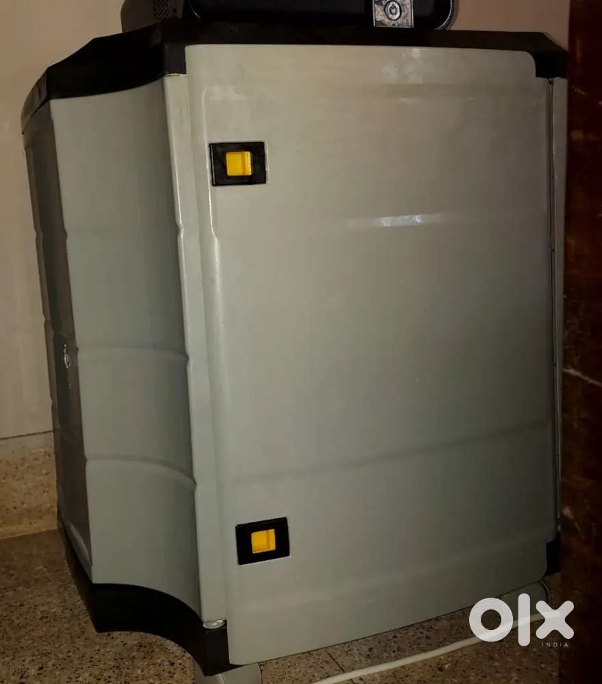 INVERTER BATTERY TROLLEY