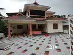 HOUSE FOR SALE IN KUMBANAD