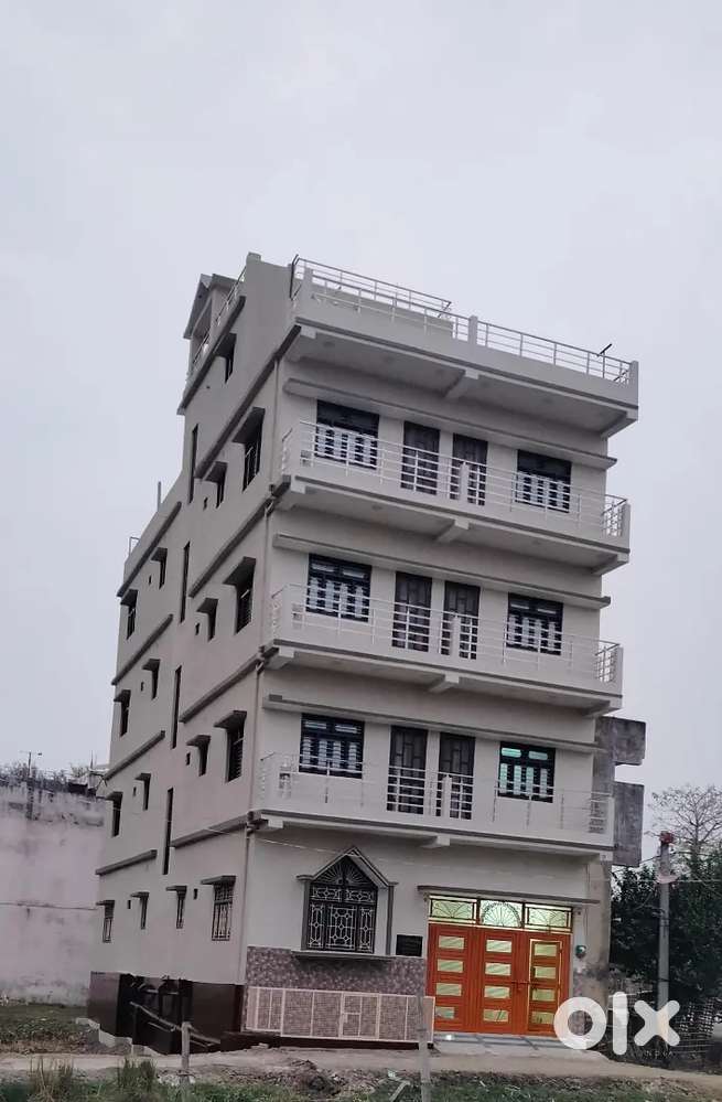 2 BHK semi furnished flat available for rent