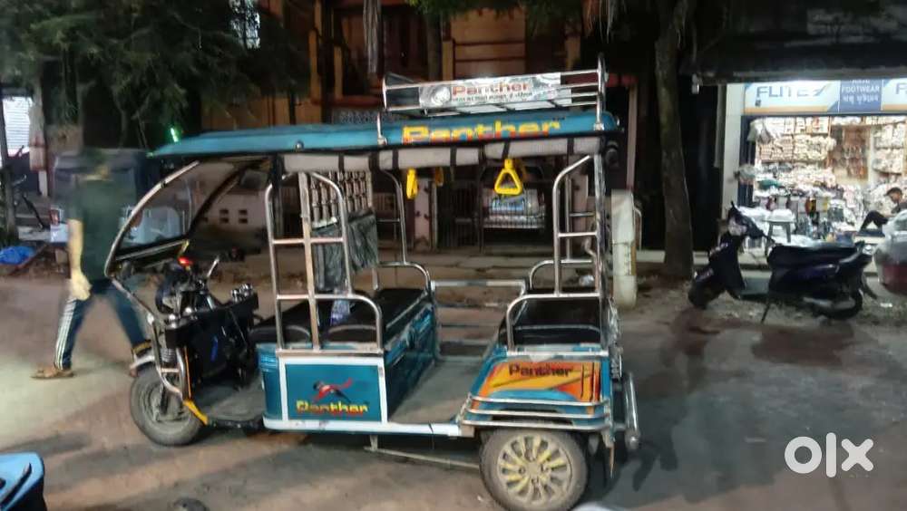 4 month old urgent sale