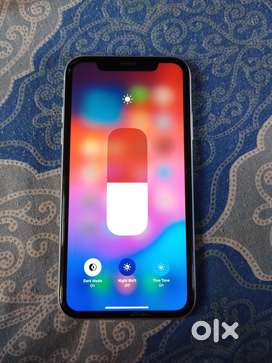 Iphone xr.  64 gb. 79 battery