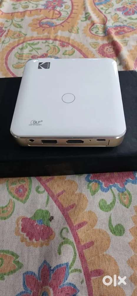 Kotak pocket projector
