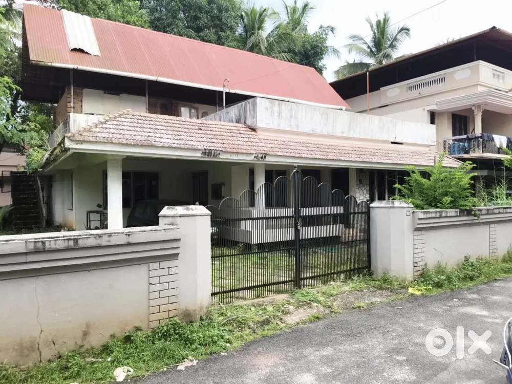 2 BHK Independent House For Rent near Punkunnam, Thrissur Town