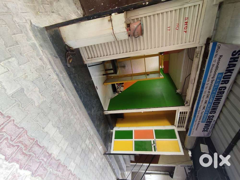 Newly renovated 2 in 1 shop