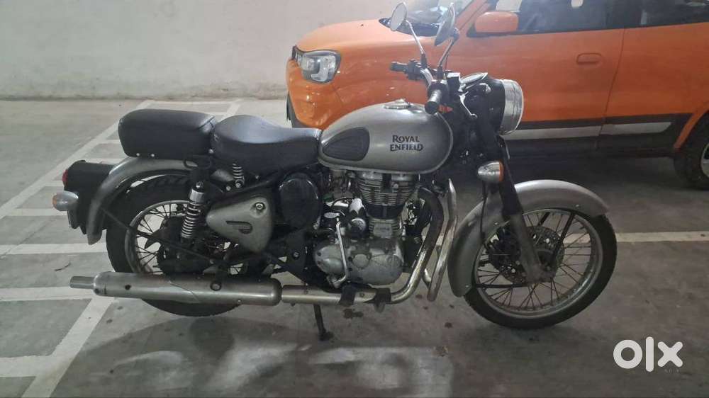 Royal Enfield classic 350 Gunmetal Grey 2018 UC model - 40k km