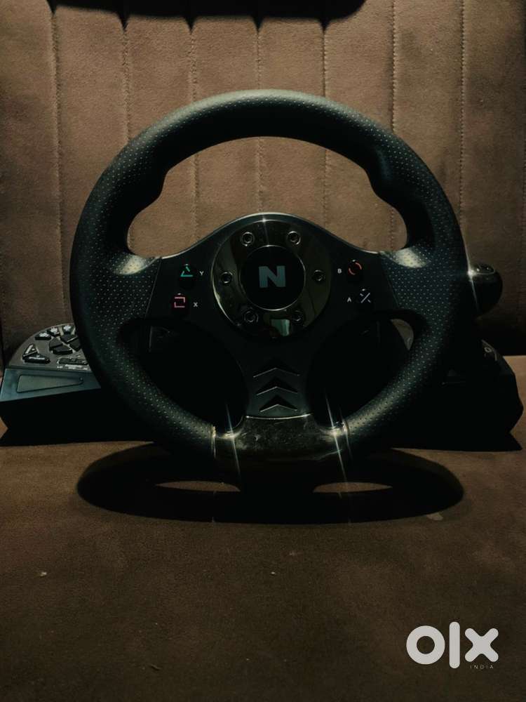 DRIVE PRO™ V16 - 8in1 Multi Format Racing Wheel