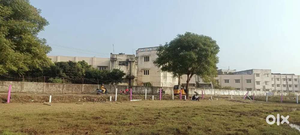 ON ROAD PROPERTY LOW BUDGET PLOTS FOR SALE