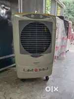 Plastic cooler