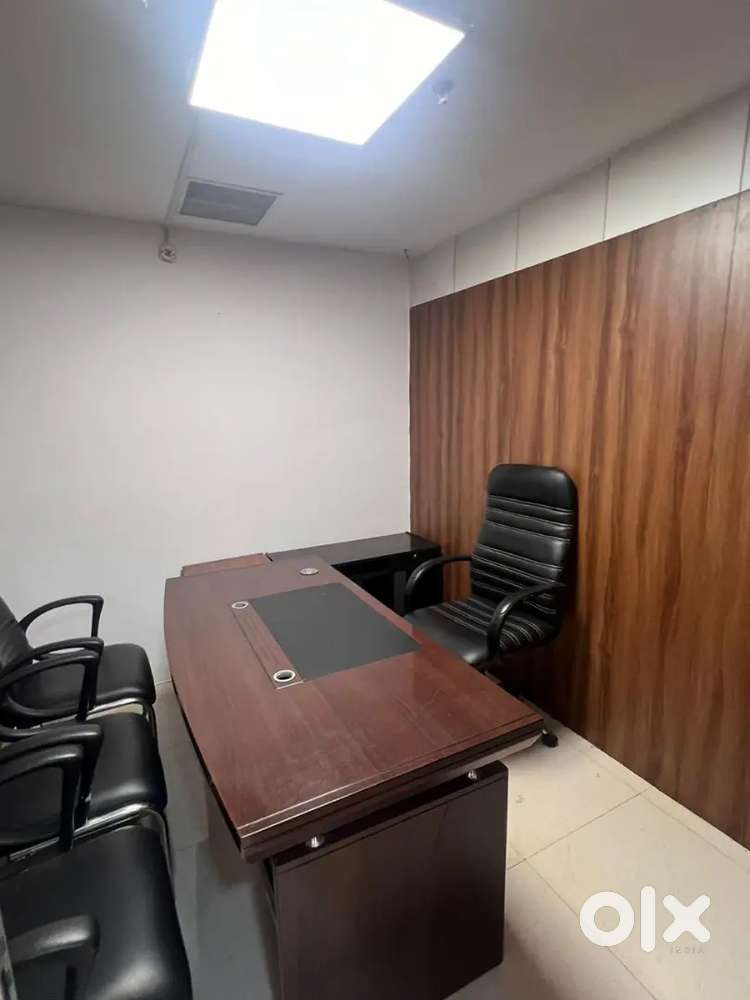 800 sqft. Furnished office in vibhuti Khand Gomti Nagar & Indiranagar
