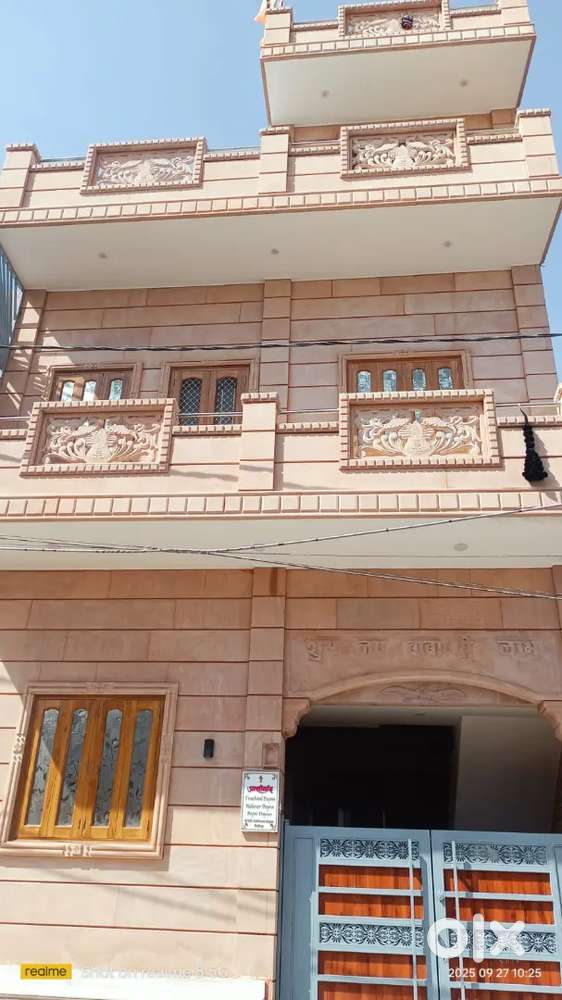 Only family and girls student