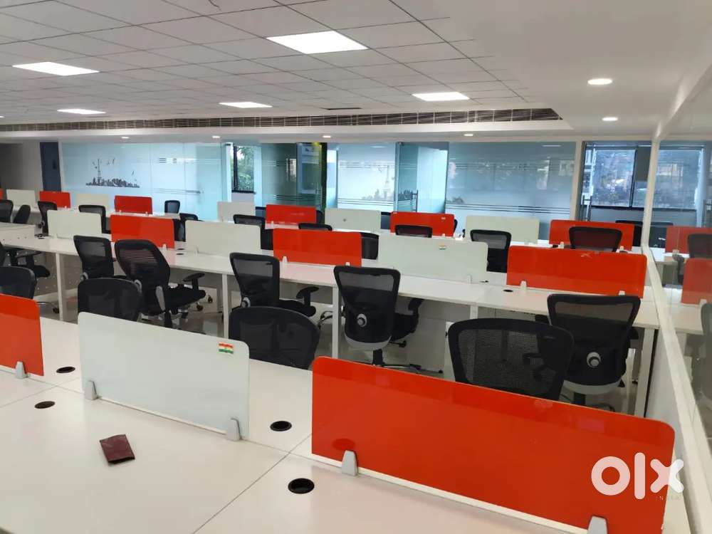 140 Seater 8 cabin 1 conference reception pantry plag n play office re