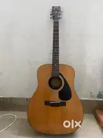 Yamaha guitar