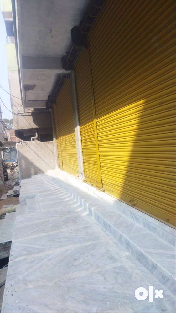 Residential Flats & Commercial space available for rent in Mandi Bazar