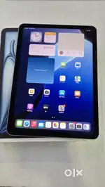 Apple IPad Air M2 128gb wifi / like new Demo used
