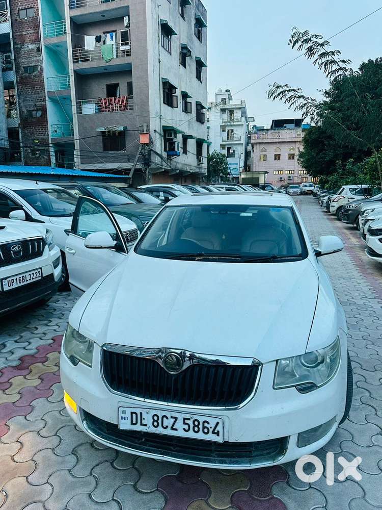 Skoda Superb 2013-2015 Elegance 1.8 TSI AT, 2013, Petrol