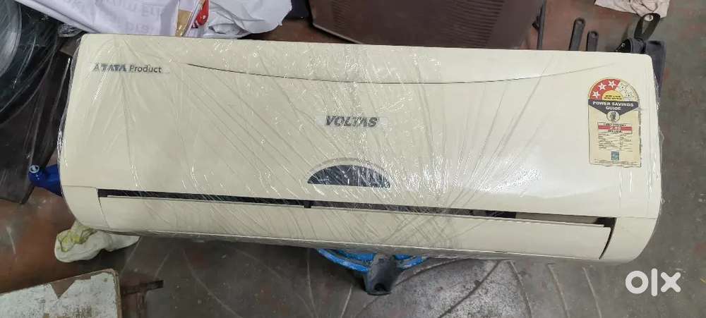 Voltas 1.5 ton AC lite used full kit Good condition